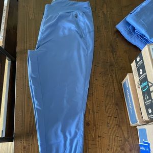 Jogger scrub pants